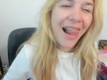 Chaturbate Adult Video Chat of artsyandcraftsy_