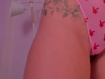 Chaturbate Nude Webcam of erikabenz