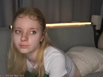 Chaturbate Live Sex Cam of seebunny