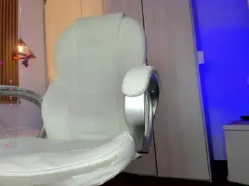Chaturbate Adult Video Chat of mia_nevaeh