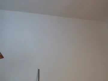 Chaturbate Adult Video Chat of bella_lr