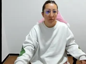 Chaturbate Live Porn of hottychrystal