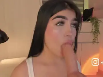 Chaturbate Watch Live Sex Cams of emily_kenner
