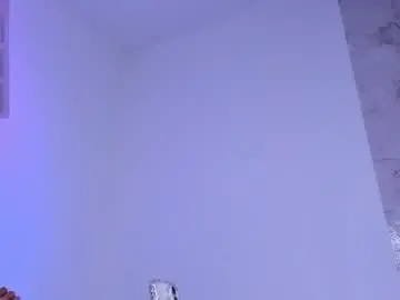 Chaturbate Best live sex cam show of aliceroys__