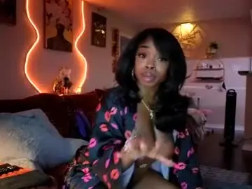 Chaturbate Adult Video Chat of thelovelybrown