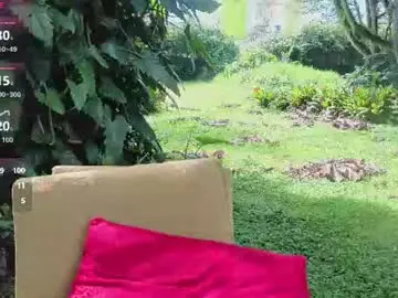 Chaturbate Live Porn of natashadiamondd