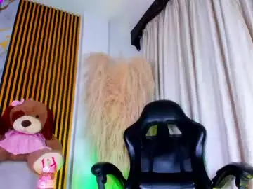 Chaturbate Best live sex cam show of alejagarcia_