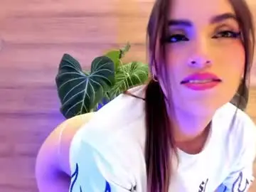Chaturbate Best live sex cam show of reyasimos
