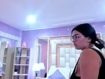Chaturbate Nude Webcam of scarlette_15