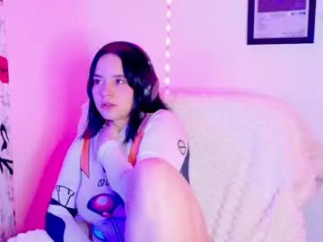 Chaturbate Best live sex cam show of emily_lindey_