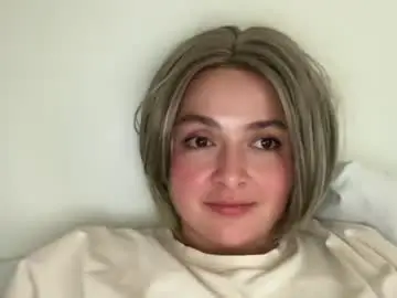 Chaturbate Watch Live Sex Cams of emily_morning_dew