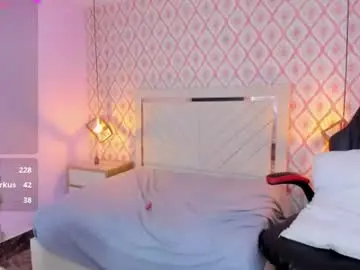Chaturbate Live Sex Cam of clara_ward