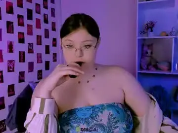 Chaturbate Live Sex Cam of nikol_kitt