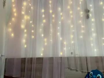 Chaturbate Live Sex Cam of shy_pink_doll