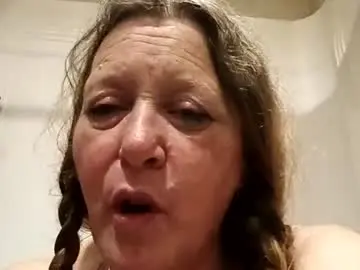 Chaturbate Free Live Porn of wetasspuss1213