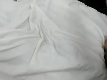 Chaturbate Free Porn Cam of ladysquirtss