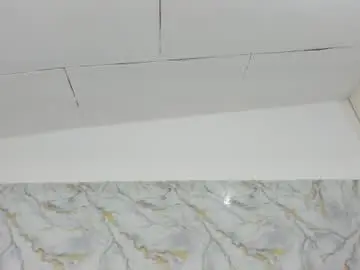 Chaturbate Free Live Porn of ladysquirtss