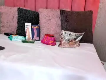 Chaturbate Live Porn of emilyparker__
