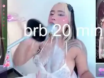 Chaturbate Live Sex Cam of leticia_lynn1