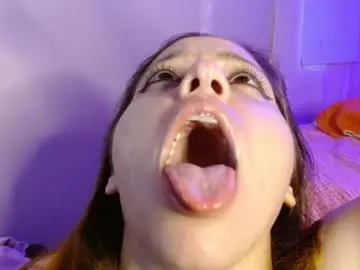 Chaturbate Free Porn Cam of klohe_and_samantha