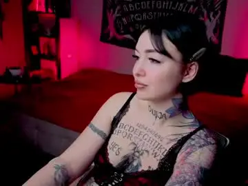 Chaturbate Free Porn Cam of magic_alie