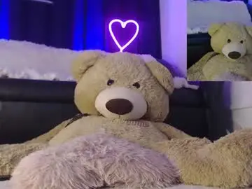 Chaturbate Live Sex Cam of quinn_ivy