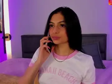 Chaturbate Live Sex Cam of lilith_petit_