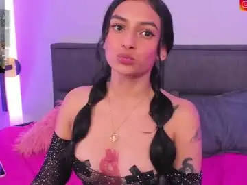 Chaturbate Sex Chat of lilith_petit_