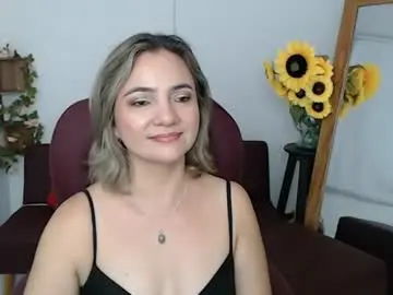 Chaturbate Free Live Porn of lilly_milf