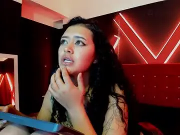 Chaturbate Adult Video Chat of zoe_lara_34