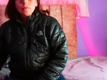Chaturbate Watch Live Sex Cams of ava_raye