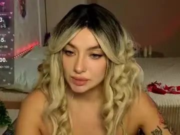 Chaturbate Live Sex Cam of emily_tyler19