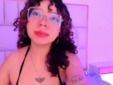 Chaturbate Free Live Porn of ari_kimm