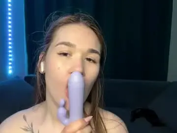 Chaturbate Watch Live Sex Cams of lessiemccoyle