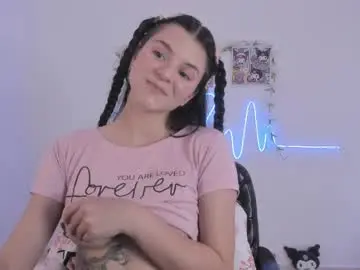 Chaturbate Free Porn Cam of coralinexxx07