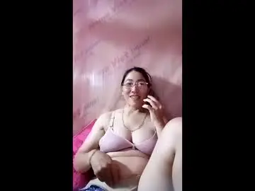 Chaturbate Watch Live Sex Cams of mickye00