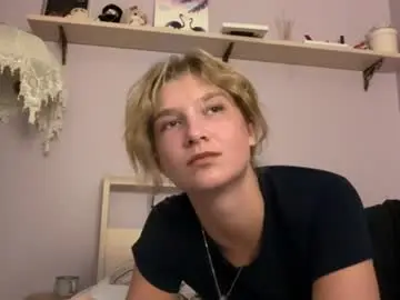 Chaturbate Adult Video Chat of leantraugh