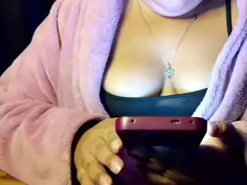 Chaturbate Free Porn Cam of bbwroyalttty
