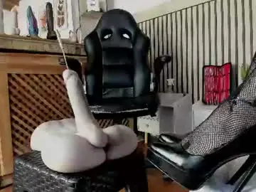 Chaturbate Sex Cam of madame_ibby