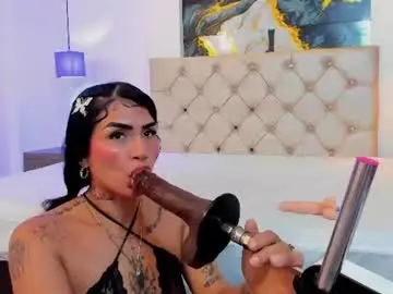 Chaturbate Live Sex Cam of alanna_wild