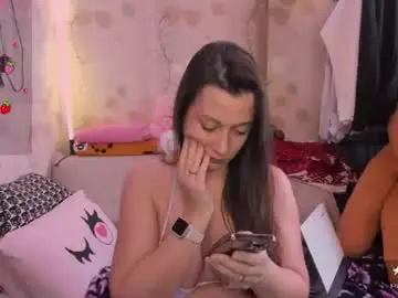 Chaturbate Free Porn Cam of magic_lilly