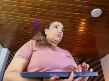 Chaturbate Live Sex Cam of marie_hss