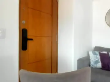 Chaturbate Nude Webcam of juli_santos_22