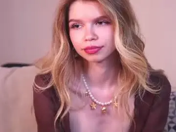 Chaturbate Free Porn Cam of shelleyborom