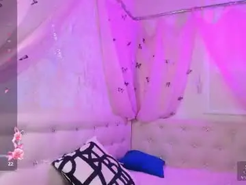 Chaturbate Sex Chat of mini_crystal_moon