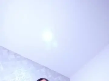 Chaturbate Free Live Porn of laura_rouse7