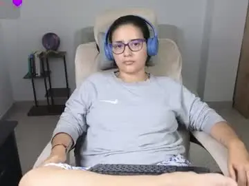 Chaturbate Sex Chat of moonwoman_