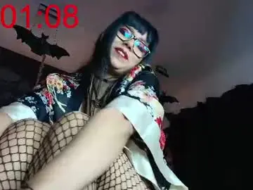 Chaturbate Live Sex Cam of alexhoe_