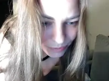 Chaturbate Free Live Porn of annadiamond1