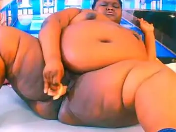 Chaturbate Adult Webcam of ebonyhotbuns4u2luv